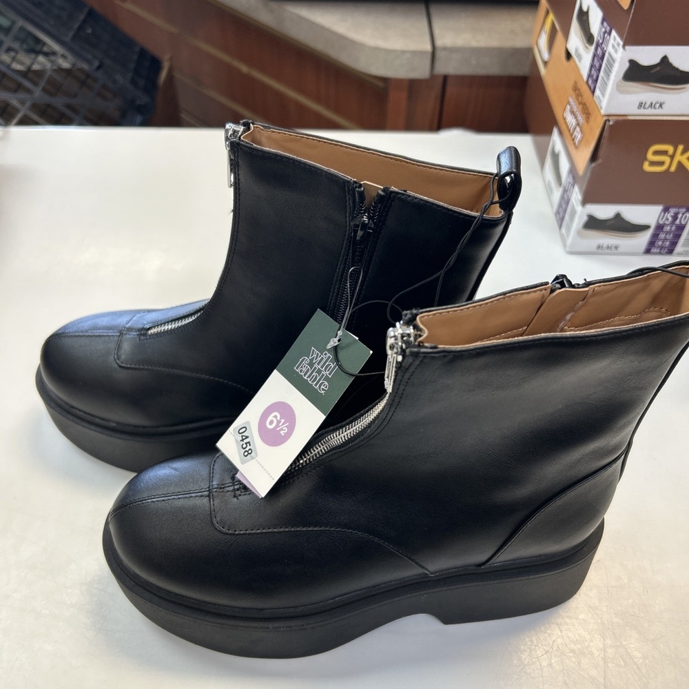 Wild Fable Boots Women's Size 6.5 Black 10458